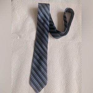 Calvin Klein Silk Necktie